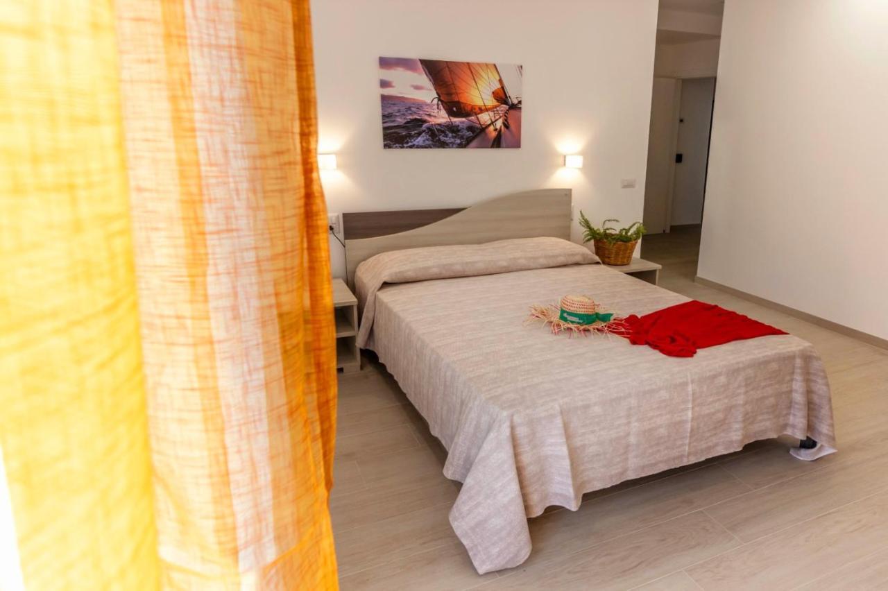 Incanto Di Luna B&B Family Rooms Vieste Exterior photo